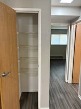 1324 Geneva Dr in Palatine, IL - Foto de edificio - Building Photo