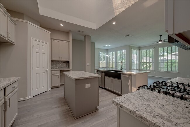 14323 Floret Estates Ct in Cypress, TX - Building Photo - Building Photo