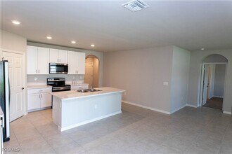 1401 Fountain Ave in Ft. Myers, FL - Foto de edificio - Building Photo