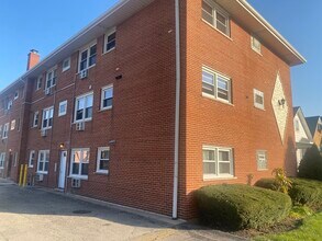 3553 N Neenah Ave in Chicago, IL - Building Photo - Building Photo