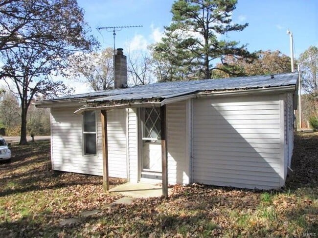 property at 17665 MO-21