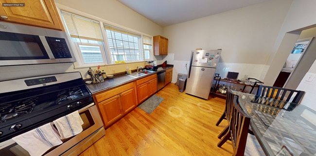 23 Tufts St, Unit #2 in Cambridge, MA - Building Photo - Building Photo