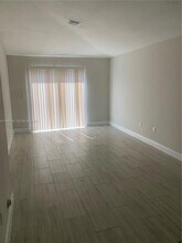 14102 SW 120th Ct in Miami, FL - Building Photo - Building Photo