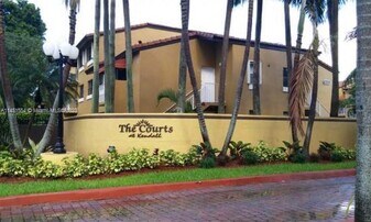 15640 SW 80th St, Unit G-104 in Miami, FL - Building Photo