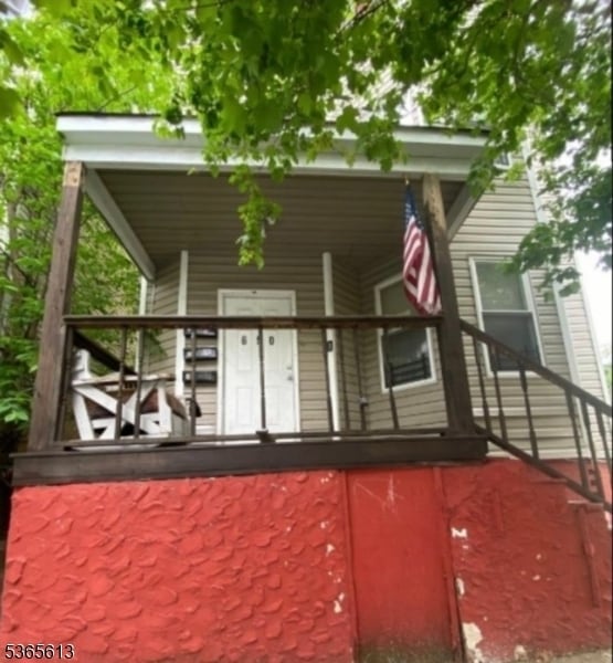 property at 650 S 18th St