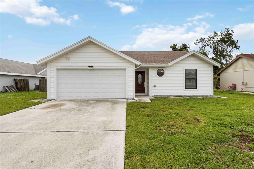 3540 65th Ave Cir E in Sarasota, FL - Building Photo