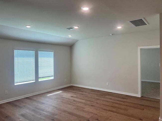 2925 Firefly Dr in Oklahoma City, OK - Building Photo - Building Photo