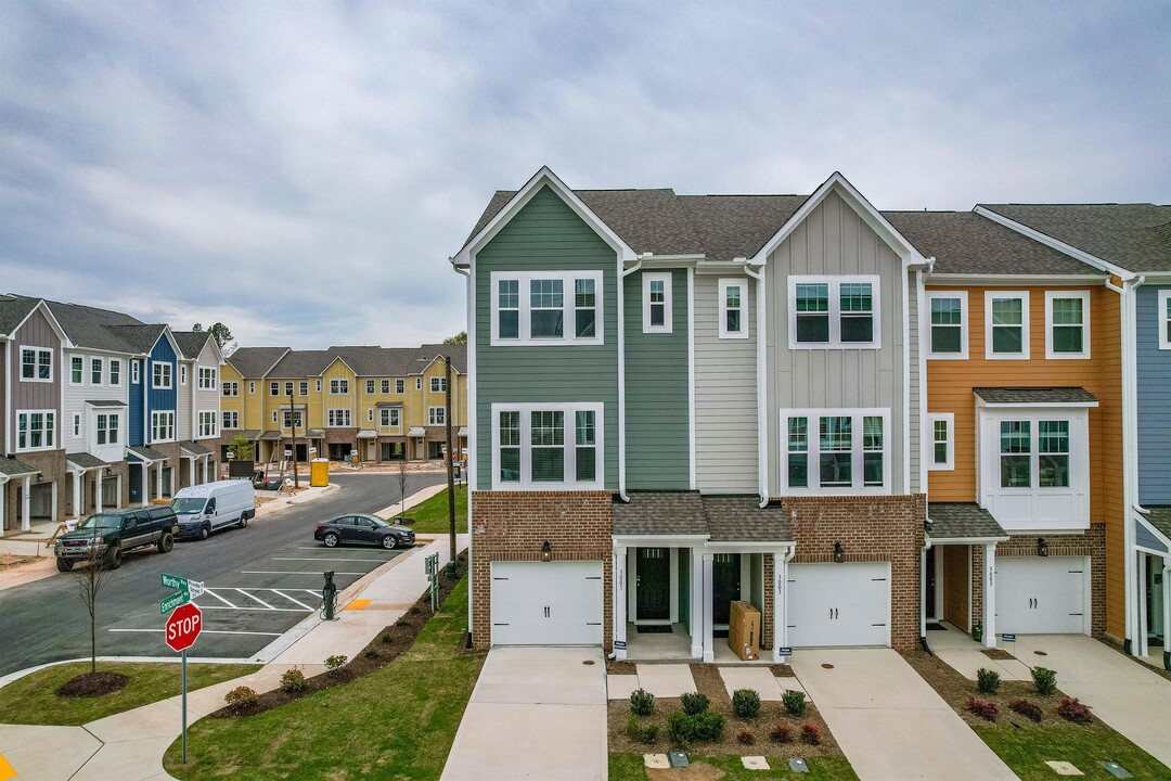 3001 Worthy Wy in Durham, NC - Building Photo