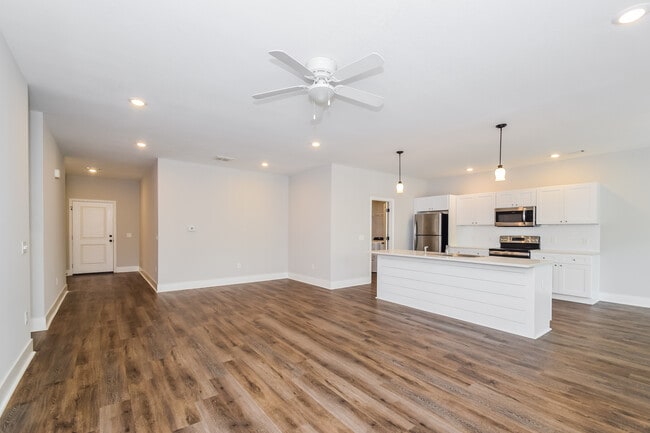 1021 Autumns Wood Cir E photo'