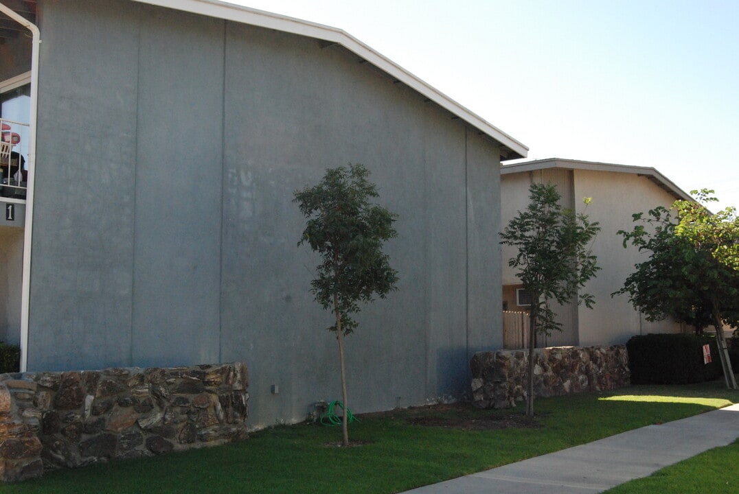 621 S Shelton St, Unit D in Burbank, CA - Building Photo