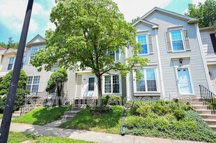 7107 Tolliver St in Alexandria, VA - Building Photo