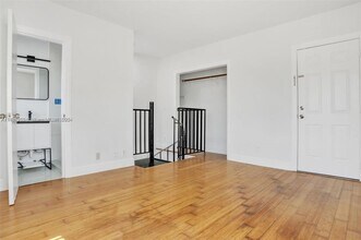 7315 Carlyle Ave in Miami Beach, FL - Building Photo - Building Photo