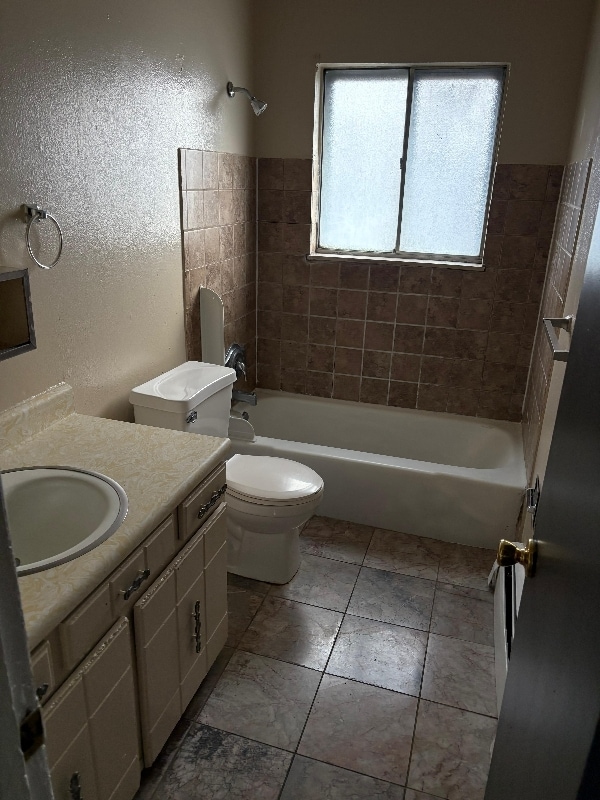 350 Gahart Dr, Unit Unit 4 in Colorado Springs, CO - Building Photo - Building Photo