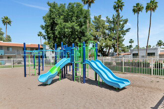 Riviera Park Apartments in Chandler, AZ - Building Photo - Building Photo