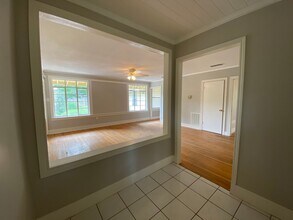 1914 Cullen Ave in Austin, TX - Building Photo - Building Photo