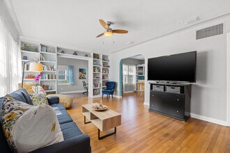 485 28th Ave N in St. Petersburg, FL - Building Photo - Building Photo