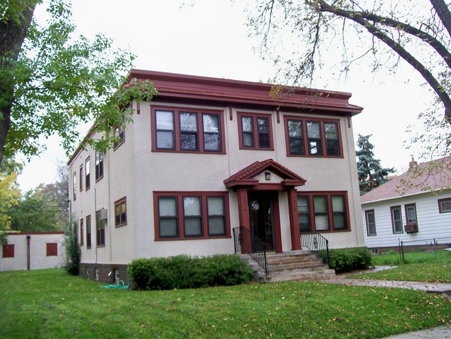 4412-4414 46th Ave S in Minneapolis, MN - Building Photo - Building Photo