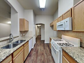 19710 River Pointe Ln in Katy, TX - Building Photo - Building Photo