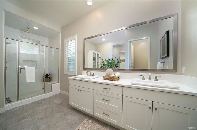 340 Merit in Irvine, CA - Building Photo - Building Photo