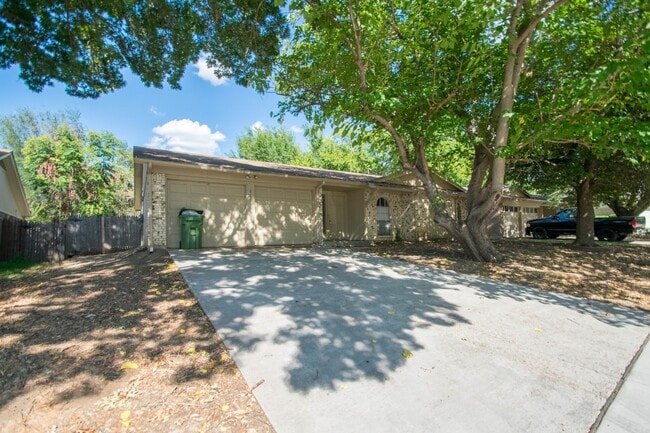 property at 2613 Pebblebrook St