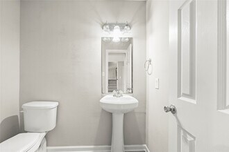 1520 Sherwood Forest St in Houston, TX - Building Photo - Building Photo