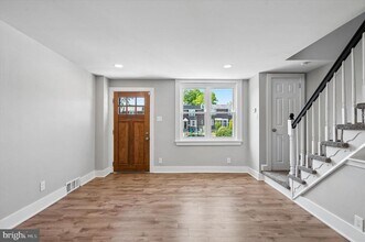 306 Pine St in Sharon Hill, PA - Building Photo - Building Photo