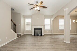 5671 Rhine River Rd in College Park, GA - Building Photo - Building Photo