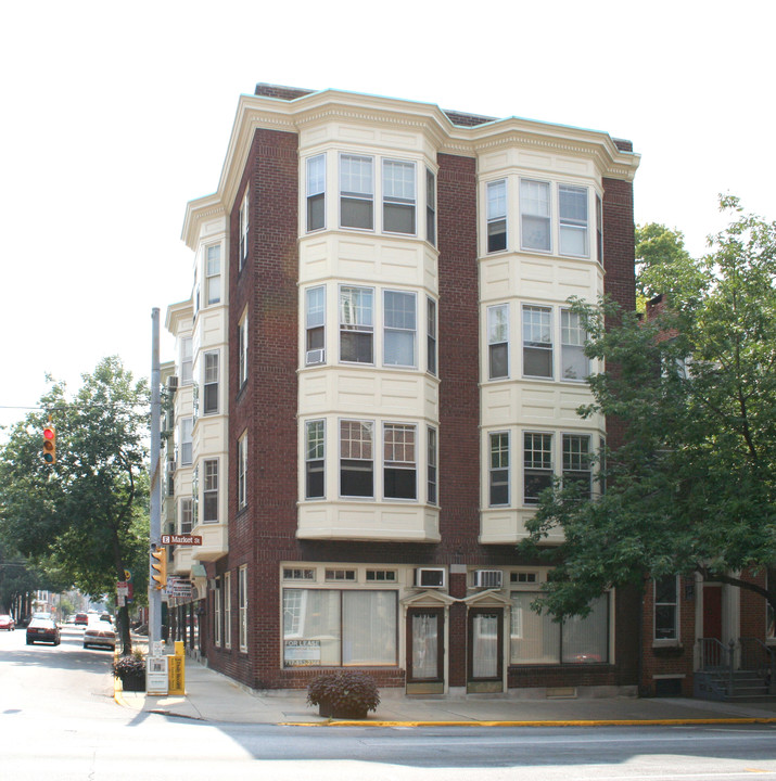 162 E Market St in York, PA - Foto de edificio