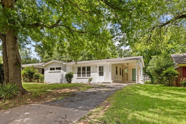 5825 Court O in Birmingham, AL - Building Photo - Building Photo