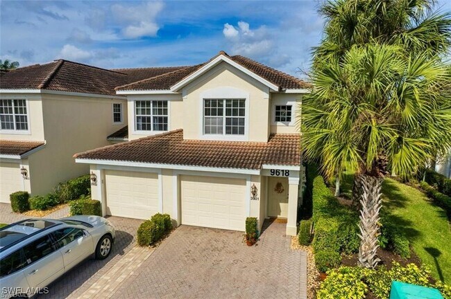 property at 9618 Hemingway Ln