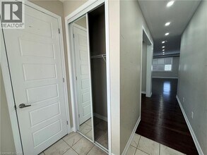 160 Ridge Rd in Cambridge, ON - Building Photo - Building Photo