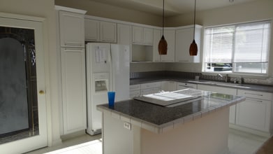 17904 SE 13th St in Vancouver, WA - Foto de edificio - Building Photo