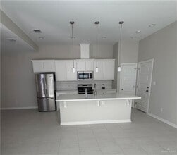 13 N 15th St in McAllen, TX - Building Photo - Building Photo