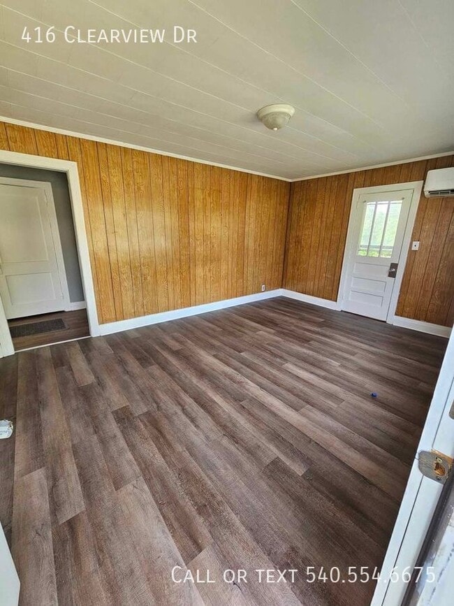 416 Clearview Dr in Martinsville, VA - Building Photo - Building Photo