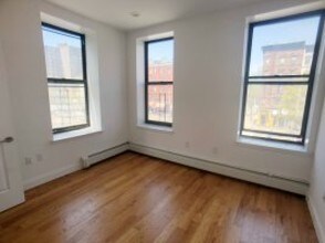 301 W 121st St in New York, NY - Foto de edificio - Floor Plan