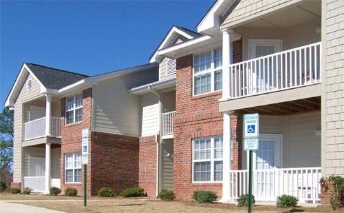 Southview Green Apartments in Hope Mills, NC - Building Photo