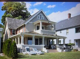 3 Crescent Bluff Ave in Branford, CT - Building Photo