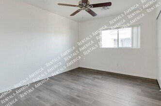 8476 E Hodgman Pl in Tucson, AZ - Foto de edificio - Building Photo