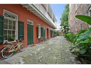 927 Toulouse St in New Orleans, LA - Foto de edificio - Other