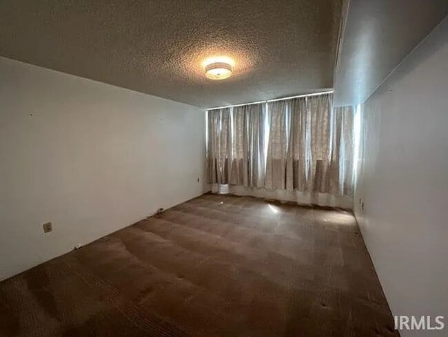 1100 Erie Ave