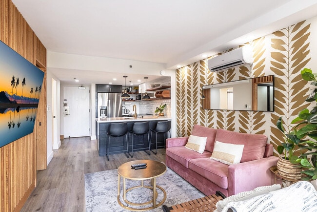 1777 Ala Moana Blvd in Honolulu, HI - Foto de edificio - Building Photo