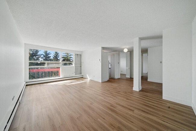 The Britannia in Calgary, AB - Building Photo - Building Photo