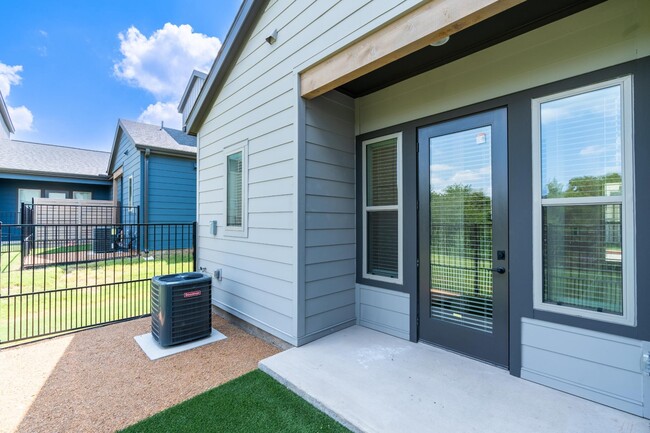 property at 1636 Spaniel Ave