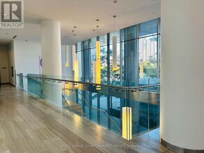 70 Forest Manor Rd in Toronto, ON - Building Photo - Building Photo