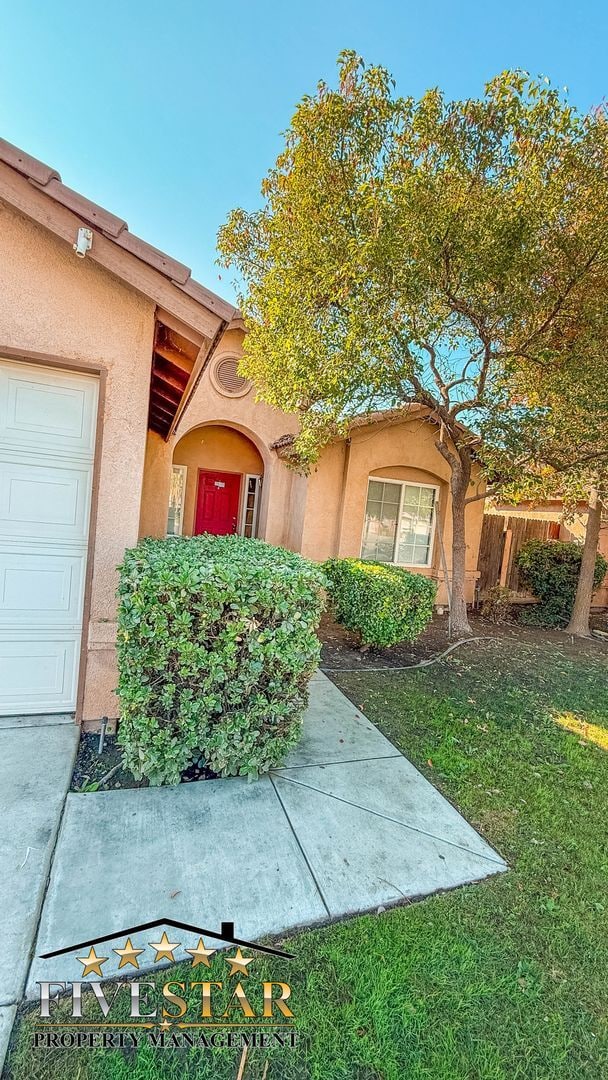 2815 Flint Hills Dr in Bakersfield, CA - Building Photo - Building Photo