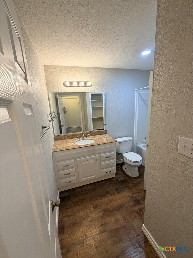 property at 208 Uhland Rd