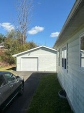 38 Woodhill Ct in Binghamton, NY - Building Photo - Building Photo