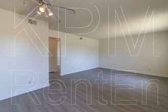 1220 Occidental Ave in Stockton, CA - Building Photo - Building Photo