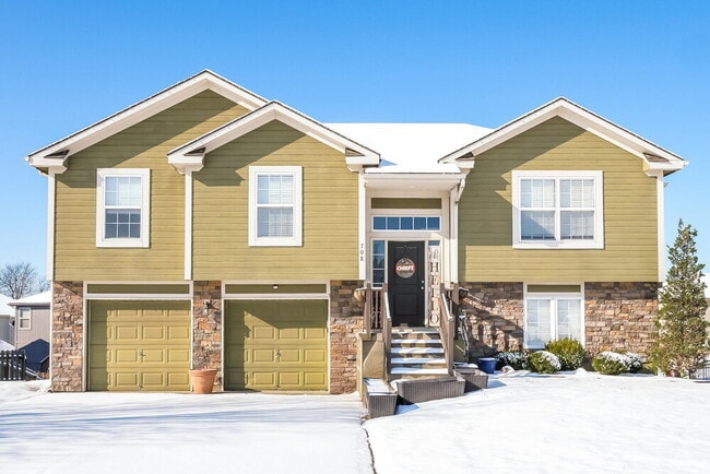 property at 708 Fall Creek Dr