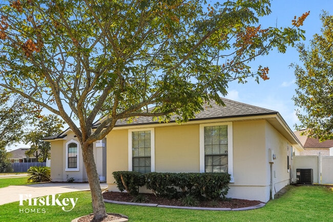 5502 Bristol Bay Ln N in Jacksonville, FL - Foto de edificio - Building Photo